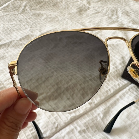 Gucci Sunglasses - Picture 8 of 12